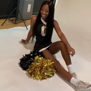 Meet your Posher, Kloe